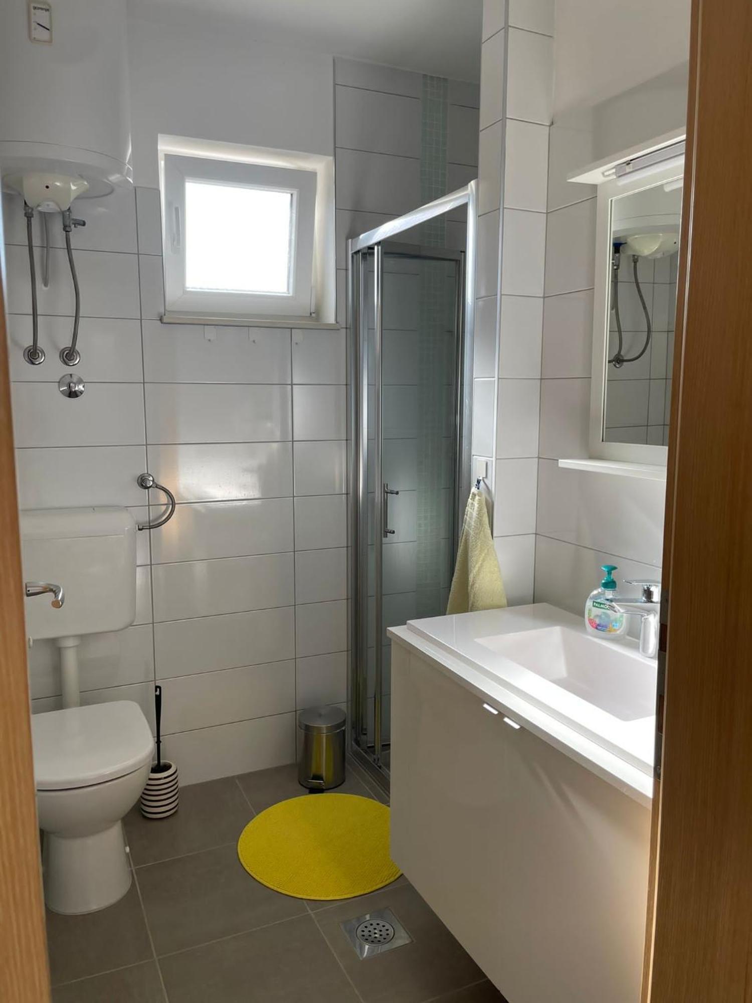 Family Apartment B&B Biograd Na Moru Esterno foto