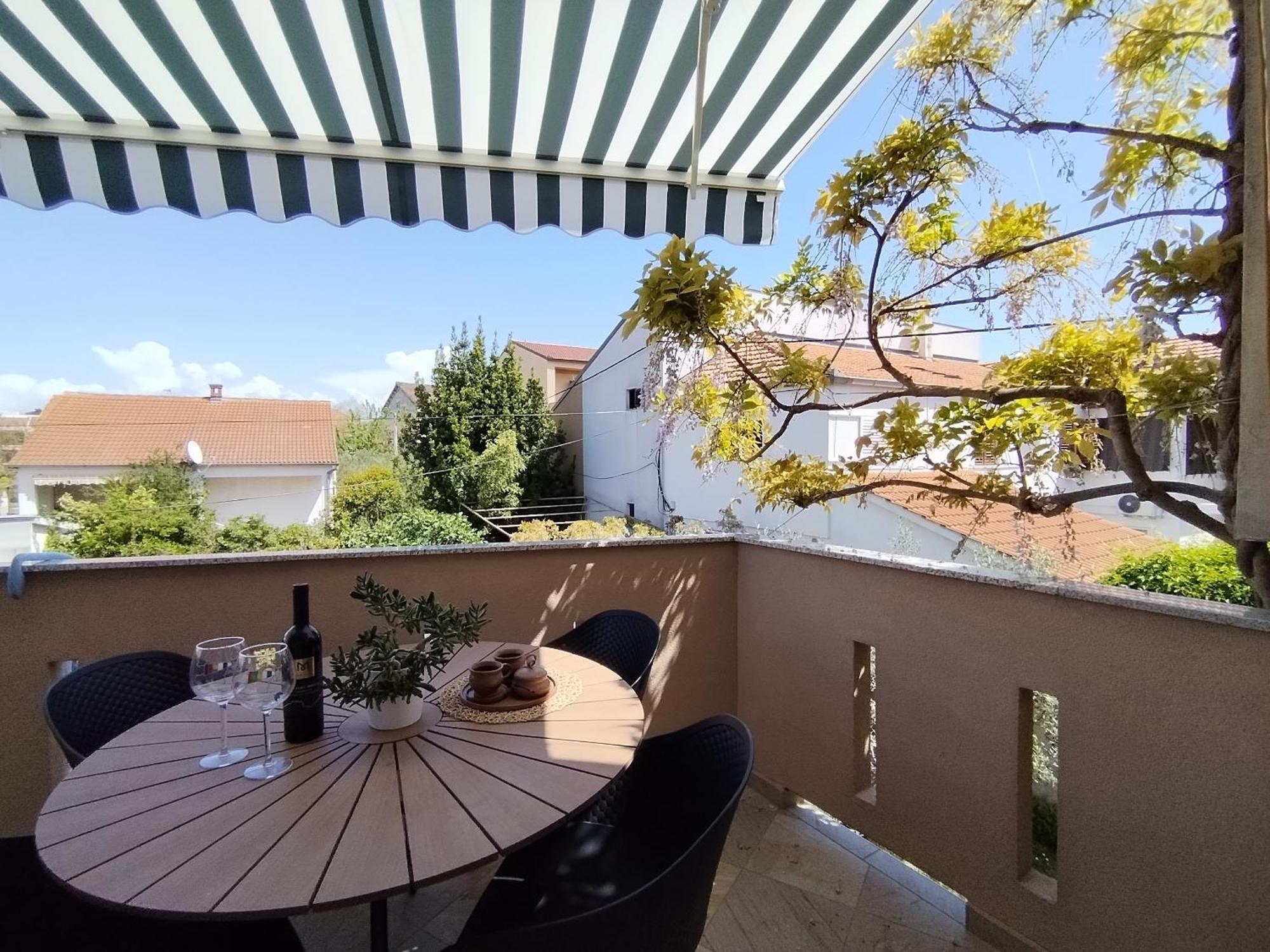 Family Apartment B&B Biograd Na Moru Esterno foto