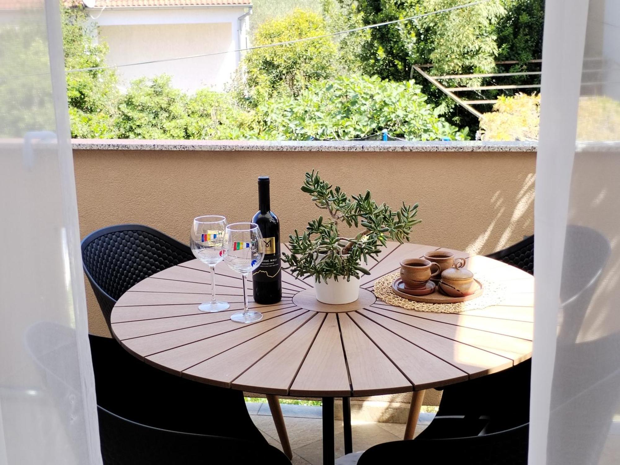Family Apartment B&B Biograd Na Moru Esterno foto